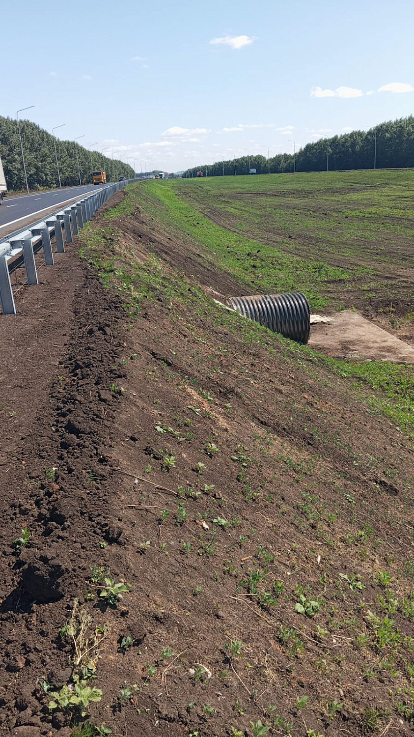 Монтаж гофрированной трубы и барьерного ограждения участке - Дорога М-7, район Мензелинск